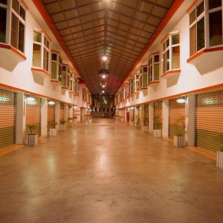 Park Motel Chiayi Eksteriør billede