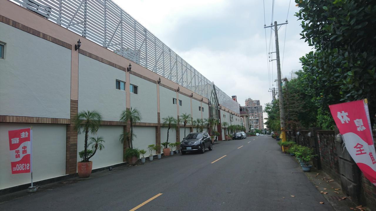 Park Motel Chiayi Eksteriør billede